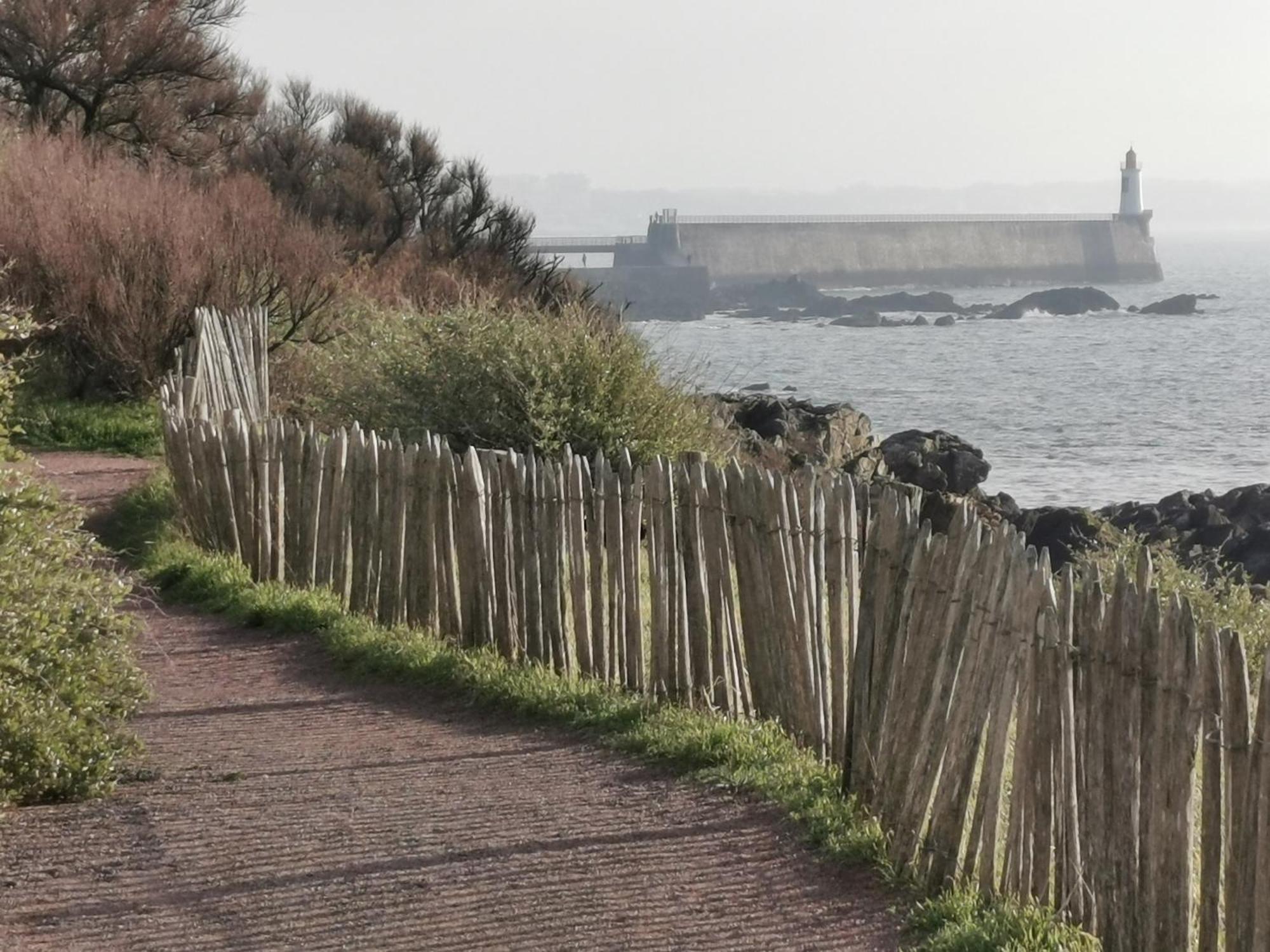 La Lezardiere A Deux Pas Des Quais Villa เลส์ซาบล์-โดล็อนน์ ภายนอก รูปภาพ